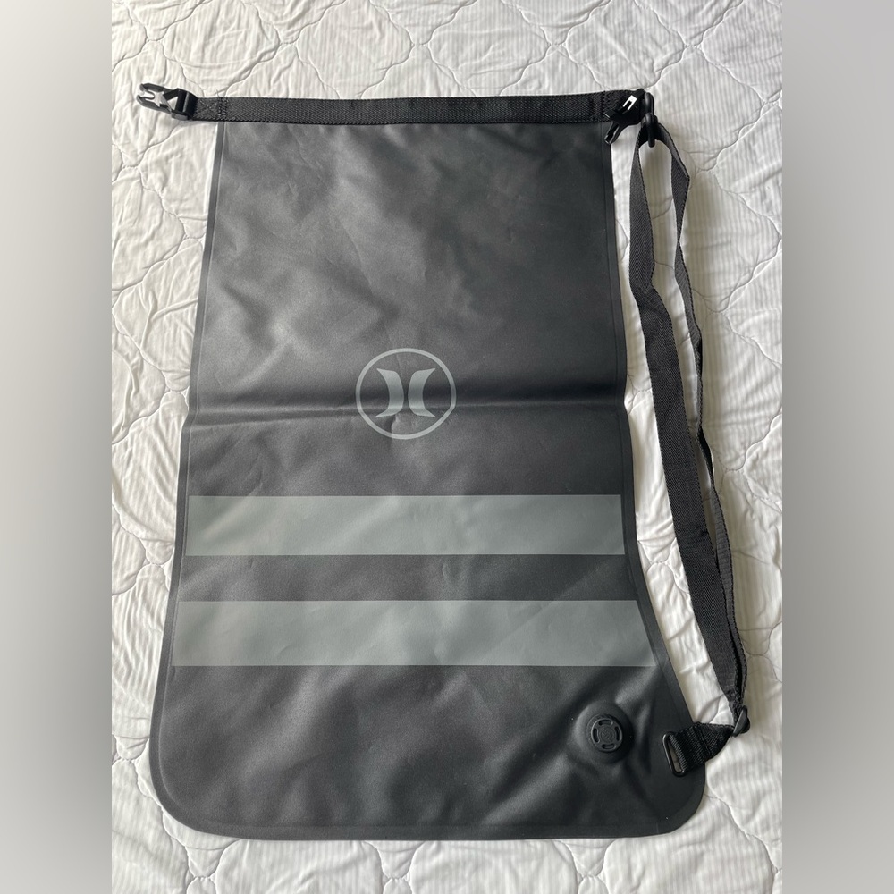 Hurley phantom roll top waterproof sack